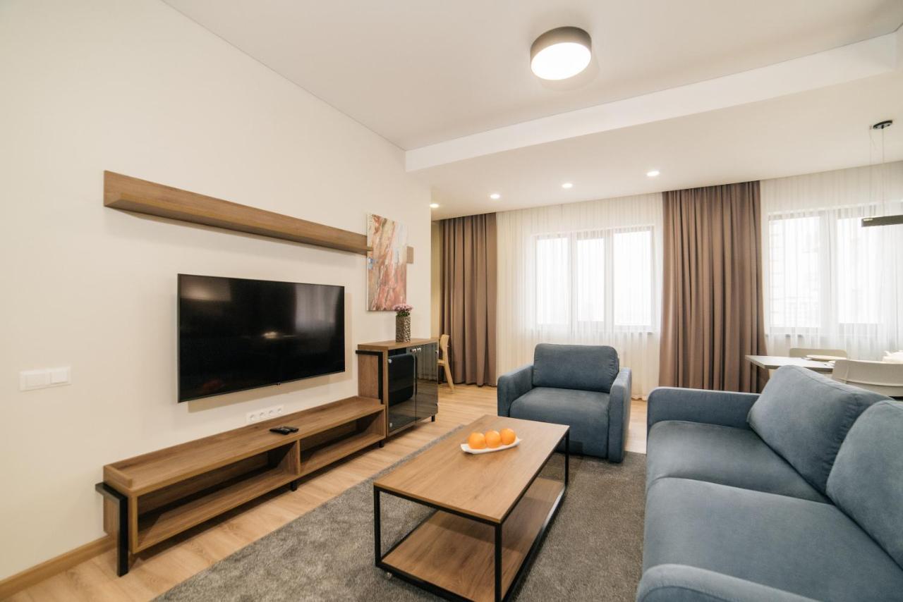 Solutel Apartments-35 บิชเคก ภายนอก รูปภาพ