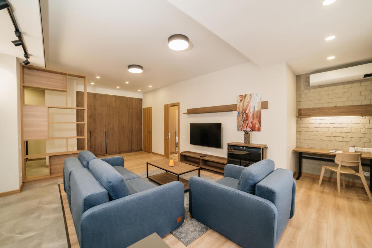 Solutel Apartments-35 บิชเคก ภายนอก รูปภาพ
