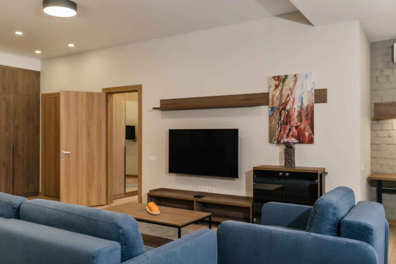 Solutel Apartments-35 บิชเคก ภายนอก รูปภาพ