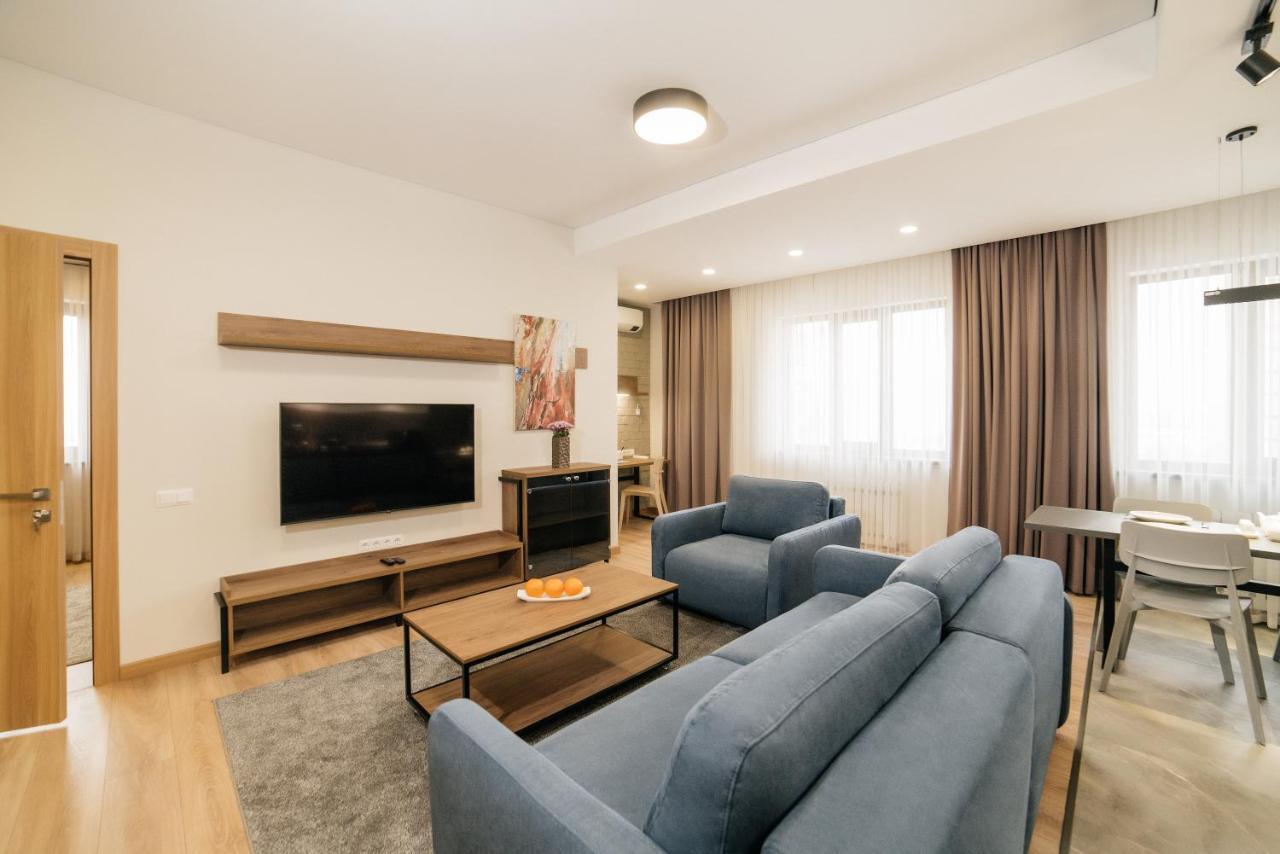 Solutel Apartments-35 บิชเคก ภายนอก รูปภาพ